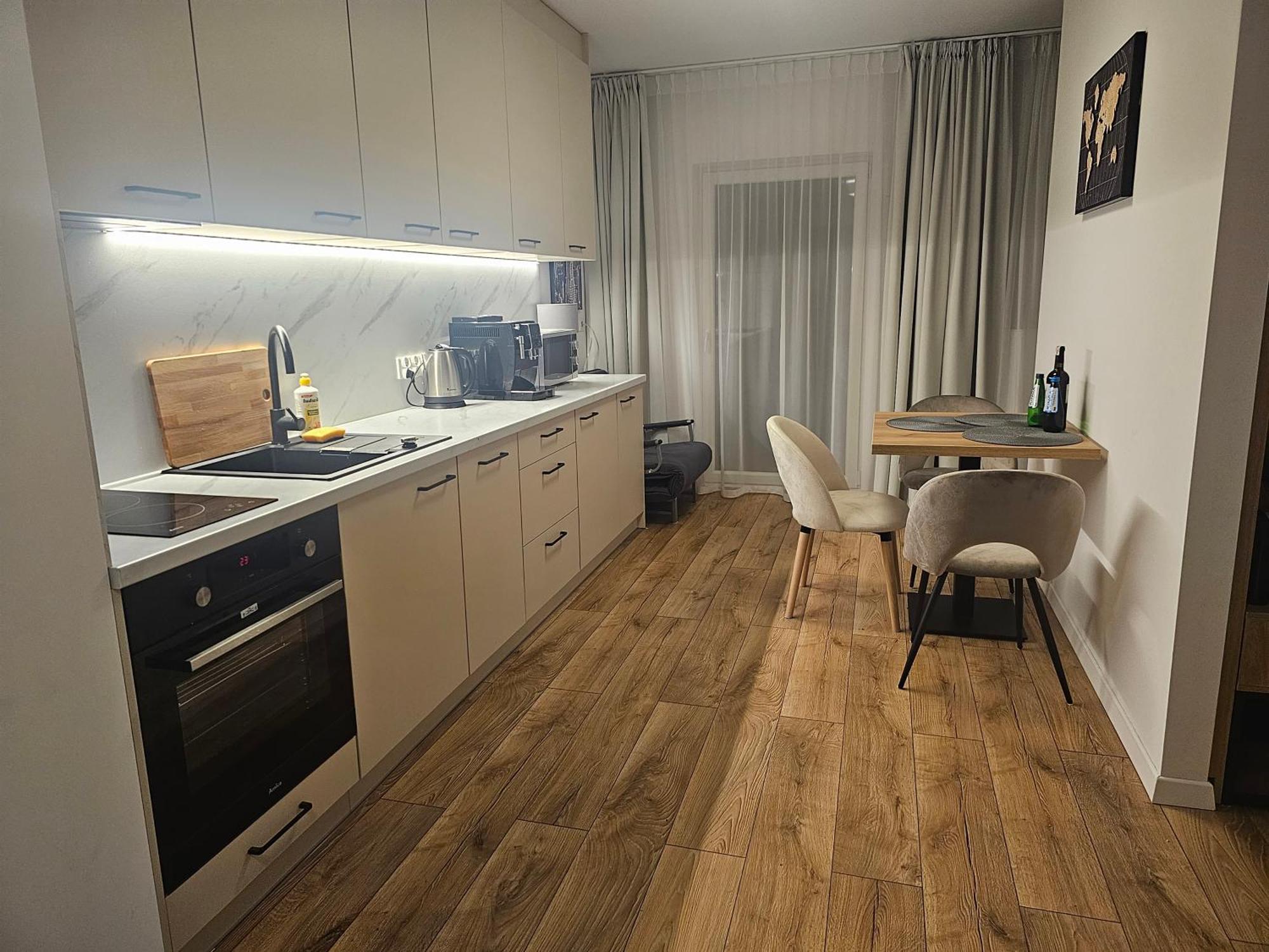 Apartament Sense New - Main Station And Center