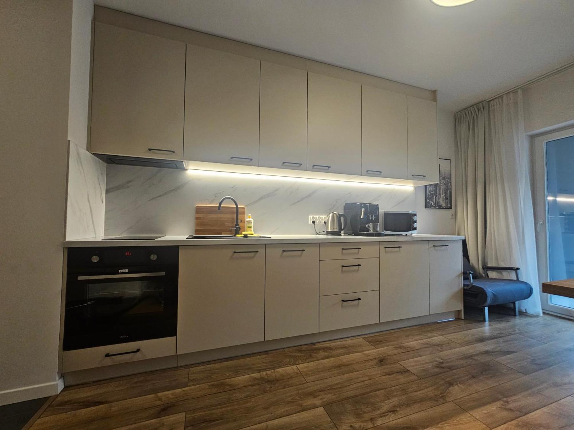 Apartament Sense New - Main Station And Center *