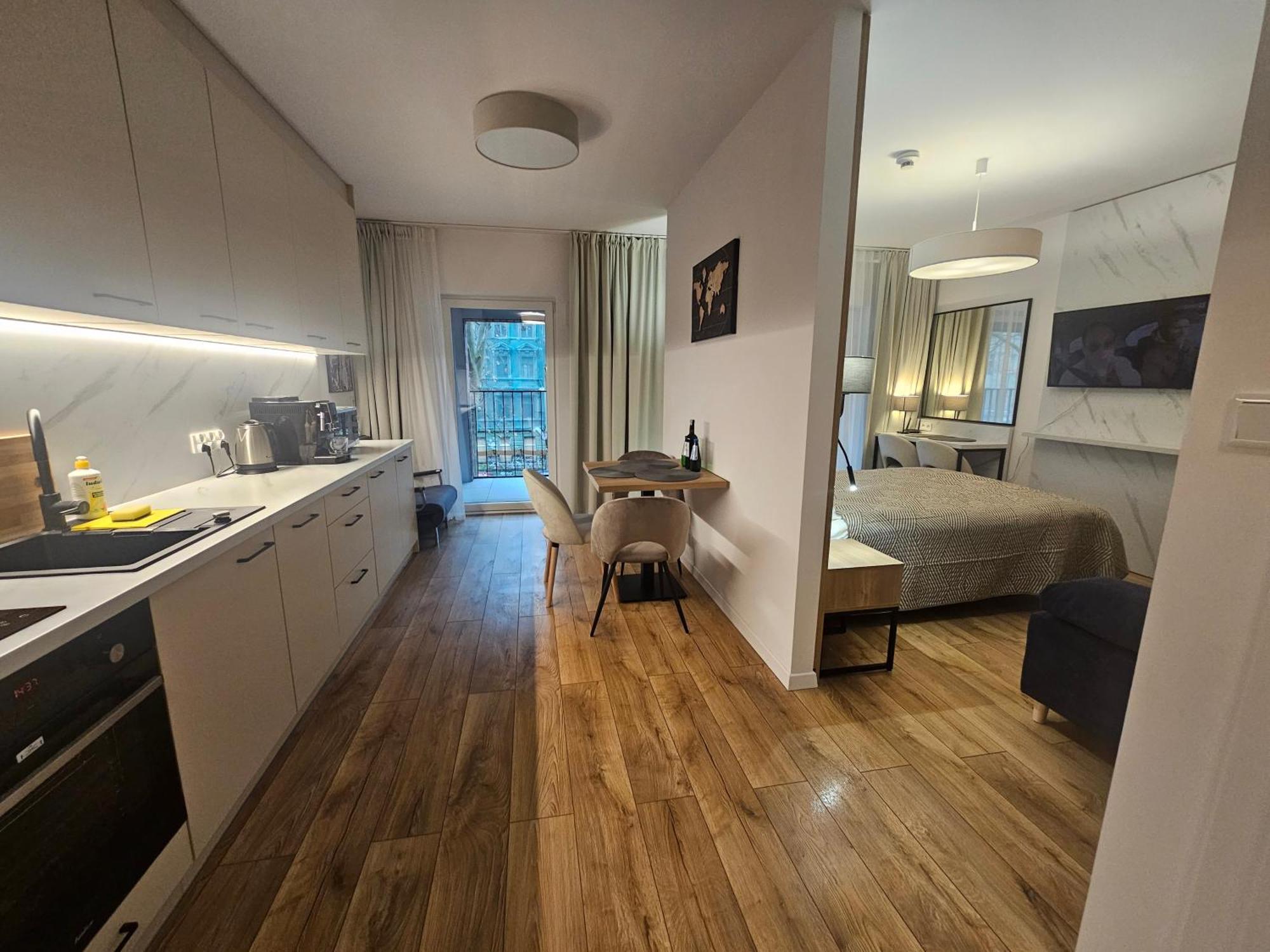 Apartament Sense New - Main Station And Center